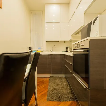 Joivy Spacious 3-bedroom In * جنوة